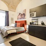 아파트 Urban Stable Luxury *