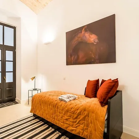 Urban Stable Luxury Apartment Budapest