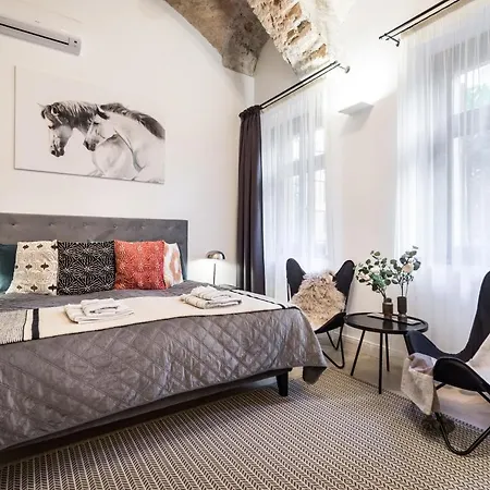 Urban Stable Luxury * Budapešť