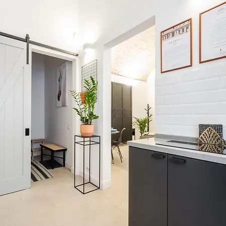 Urban Stable Luxury Apartman